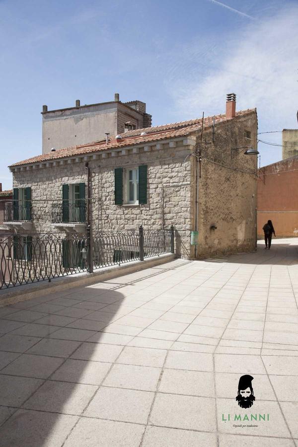 Locanda Li Manni Aggius Exterior photo