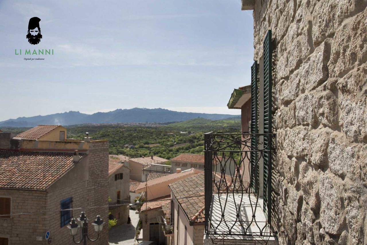 Locanda Li Manni Aggius Exterior photo