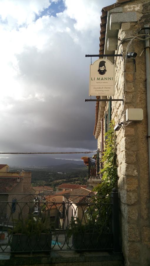 Locanda Li Manni Aggius Exterior photo